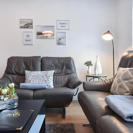 Strandhaus 05 *